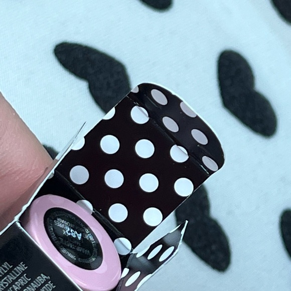 MAC x Richard Quinn "Vamp-tastic" Lipstick - Picture 13 of 16